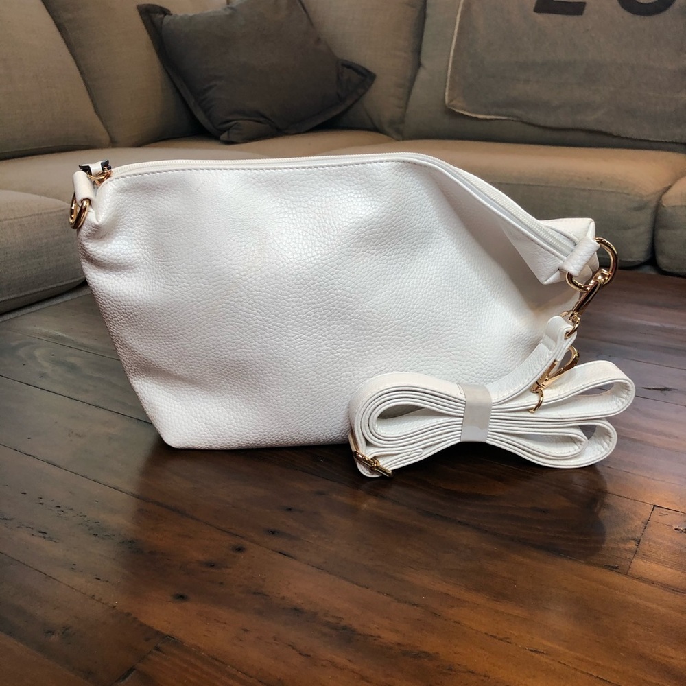 1/2 OFF RIGHT NOW!! IMheart Leather Shoulder Bag!!